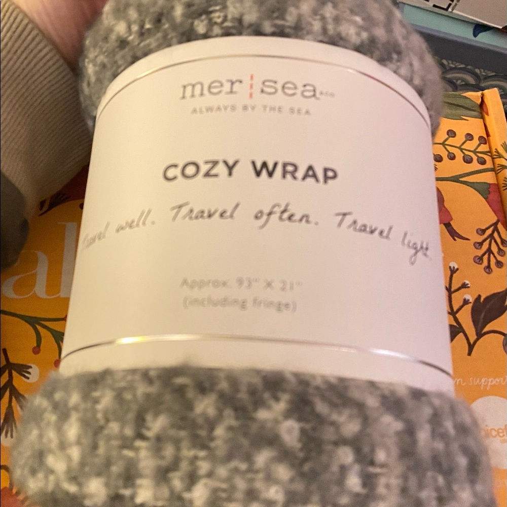 Cozy Travel Wrap blanket - Mer Sea brand